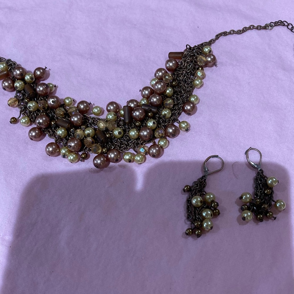 Gold choker necklace and earrings set